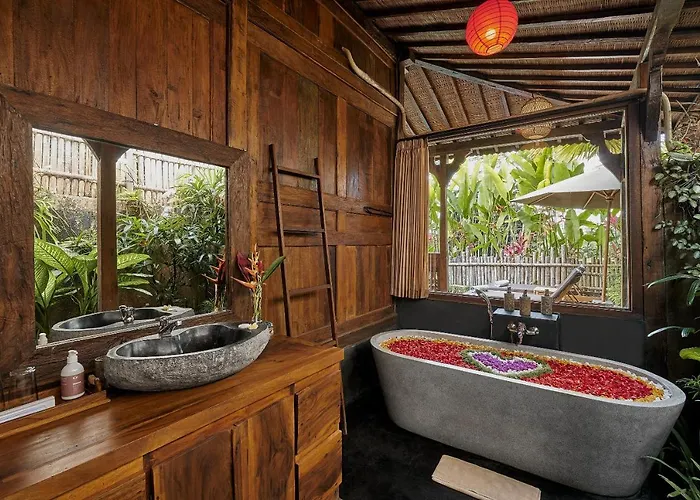 Kawan Antique Ubud