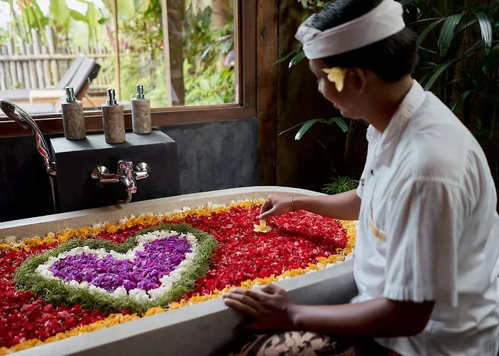 Kawan Antique * Ubud