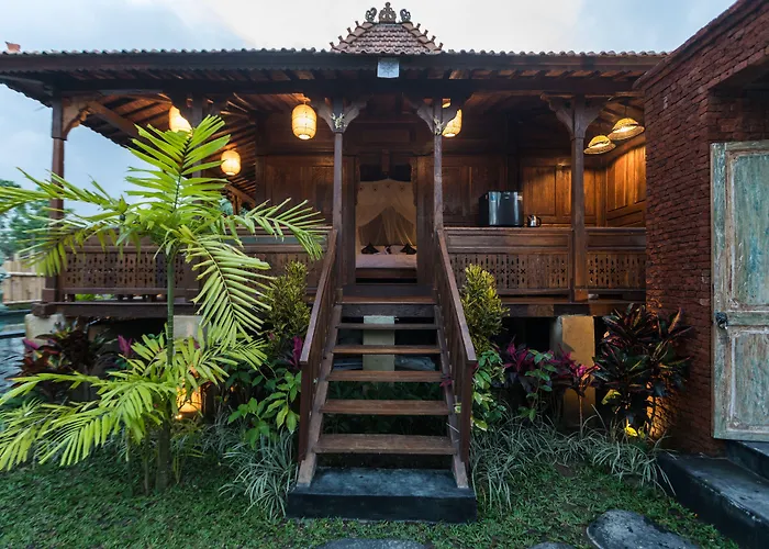 Kawan Antique * Ubud
